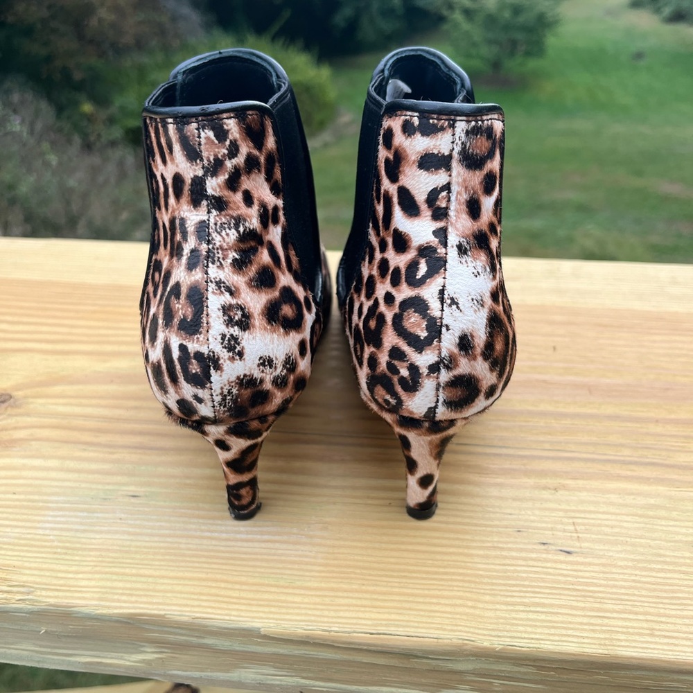 Clarks leopard booties - Picture 4 of 7